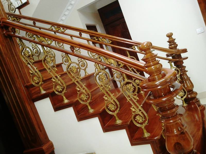 BÔNG CẦU THANG